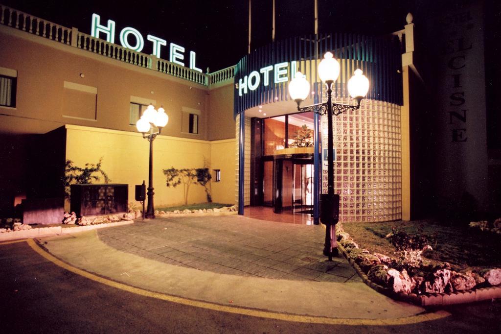 Hotel El Cisne Saragossa Exterior foto